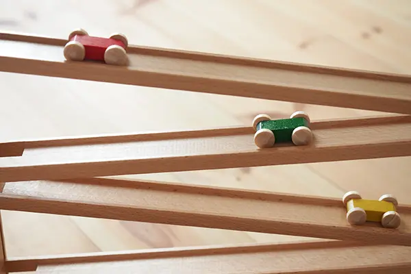 BECK(ベック) クネクネバーン・大｜木製スロープトイ 車の知育玩具(3歳