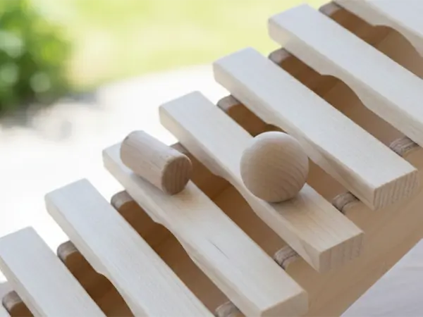 森のシロホンあそび｜MOCCO