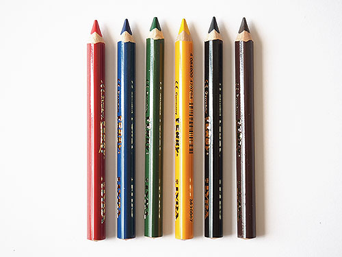 色鉛筆ファルビー